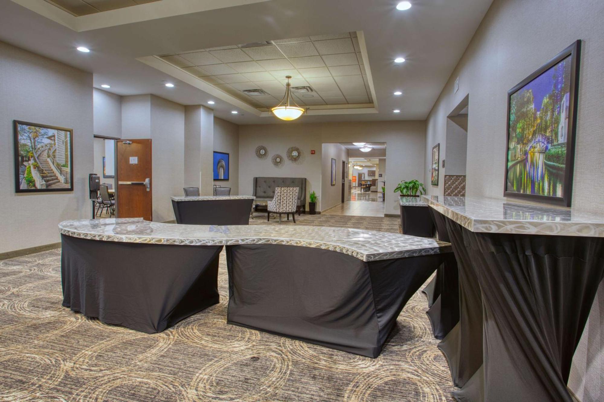Drury Inn & Suites San Antonio Near La Cantera Екстериор снимка