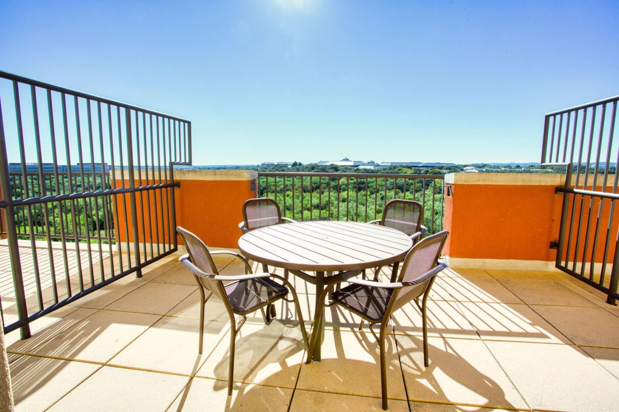Drury Inn & Suites San Antonio Near La Cantera Екстериор снимка