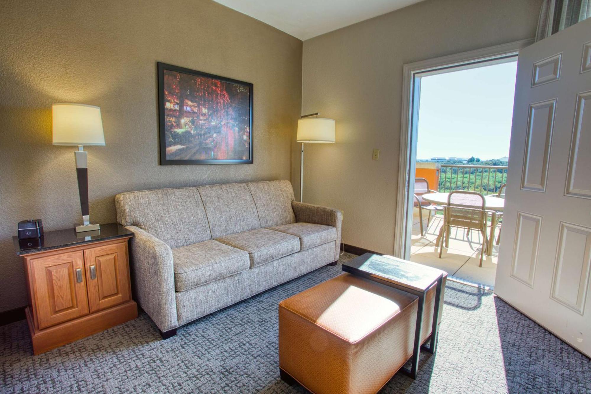 Drury Inn & Suites San Antonio Near La Cantera Екстериор снимка