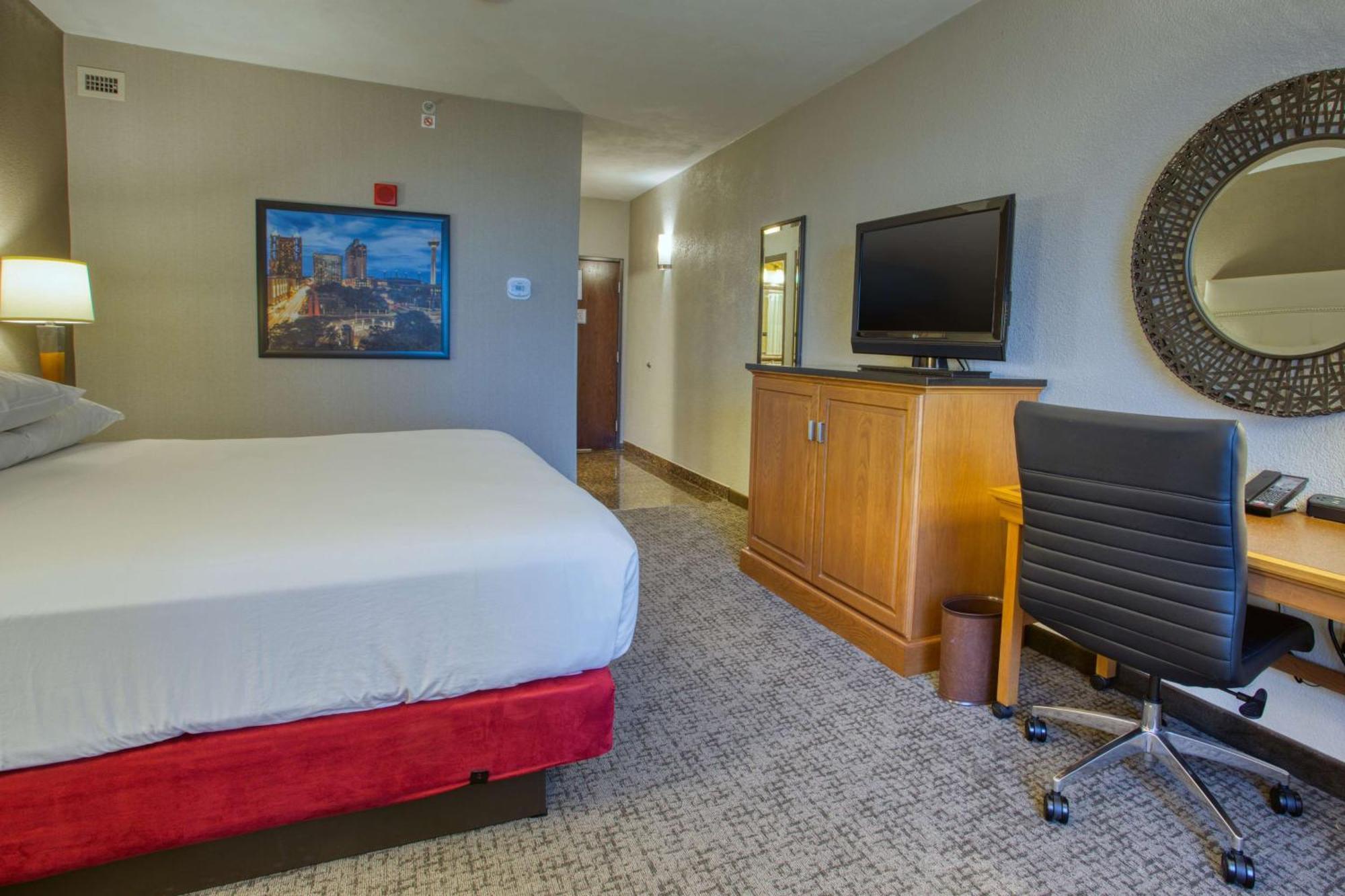 Drury Inn & Suites San Antonio Near La Cantera Екстериор снимка